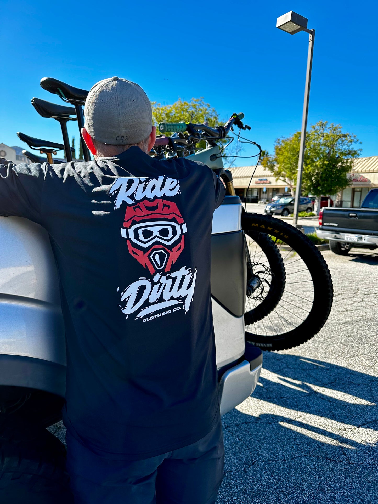Helmet Rider Tech Tee